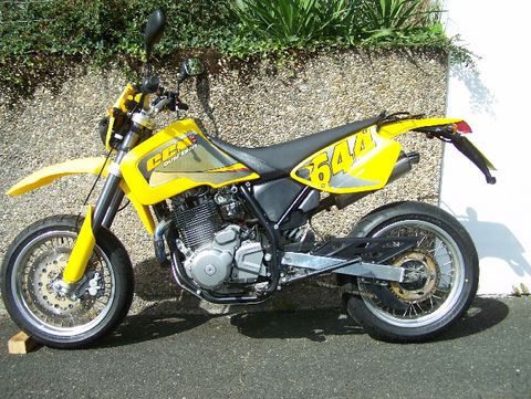 CCM 644 DS